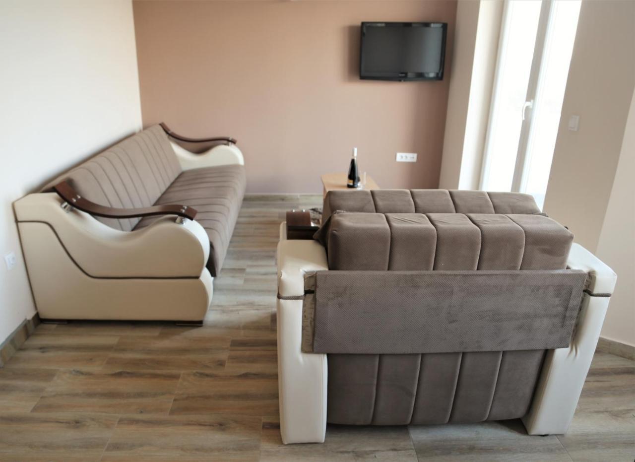 Fruskogorska Idila Apartmani Vrdnik Exteriér fotografie