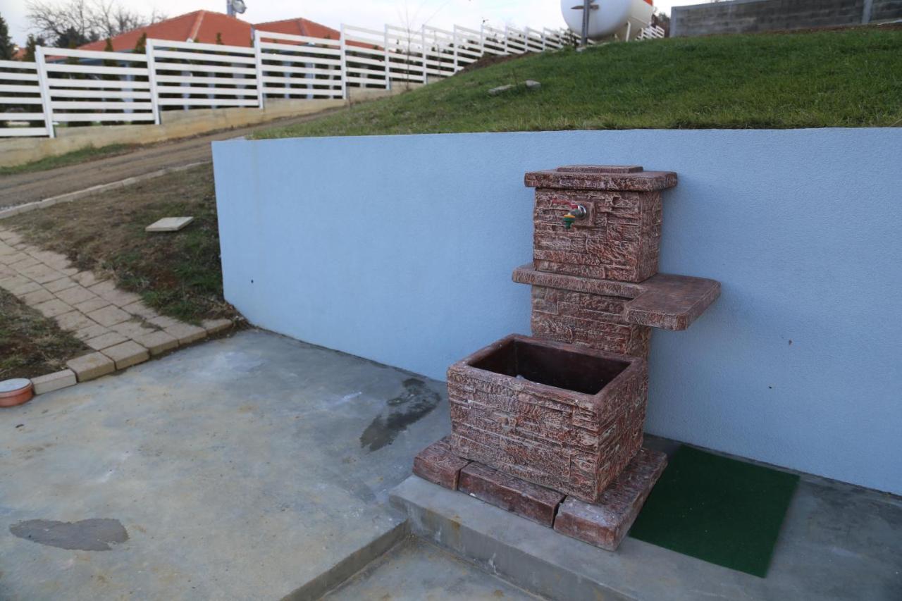 Fruskogorska Idila Apartmani Vrdnik Exteriér fotografie
